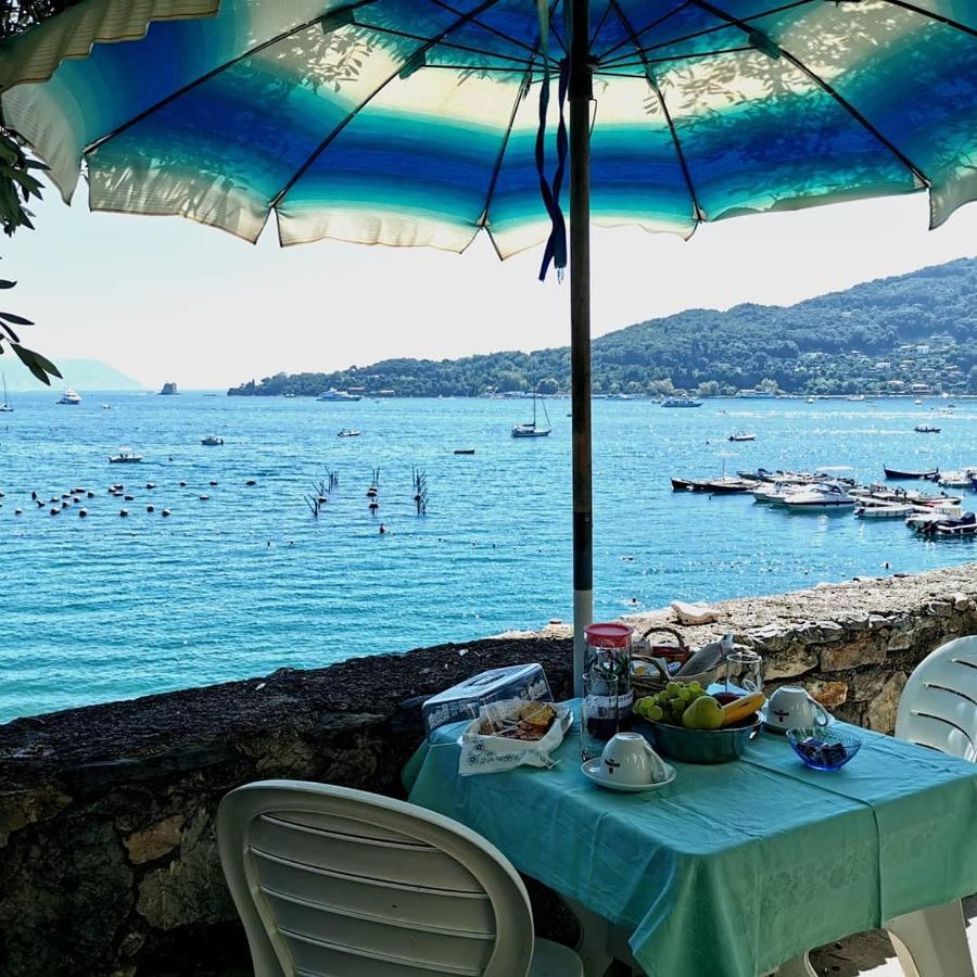 بورتوفينيري B&B La Palafitta المظهر الخارجي الصورة